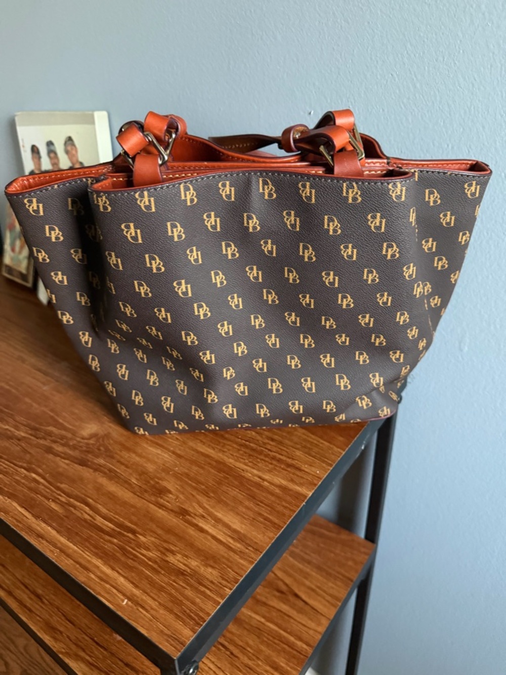 Dooney & Bourke - Picture 9 of 17